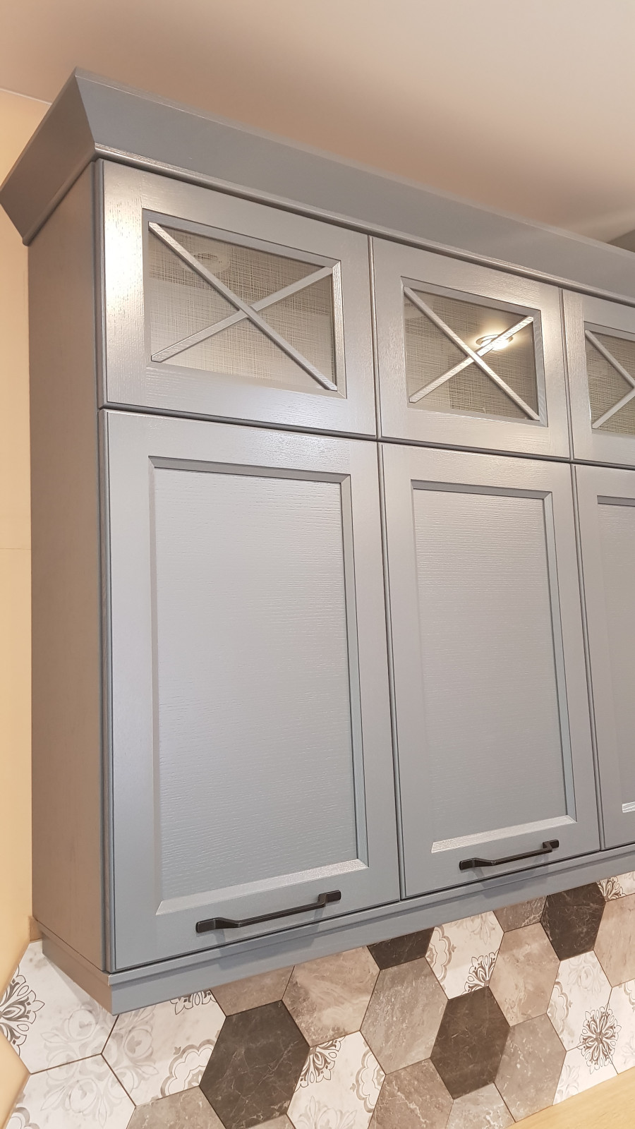 Кухни массив