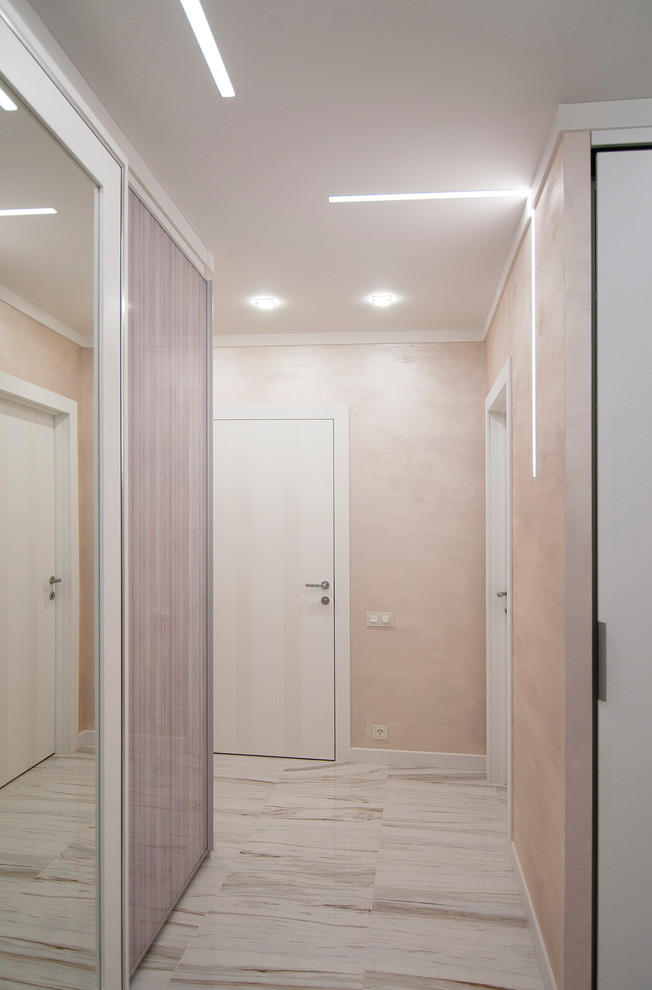 современная квартира 102 кв.м. г.Москва  . жизнь над мегаполисом.