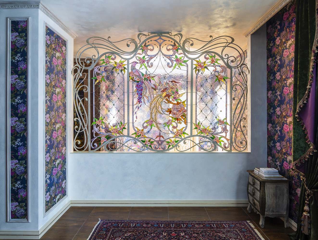 Обложка проекта: Фотосъемка витража студии "Метаморфоза"