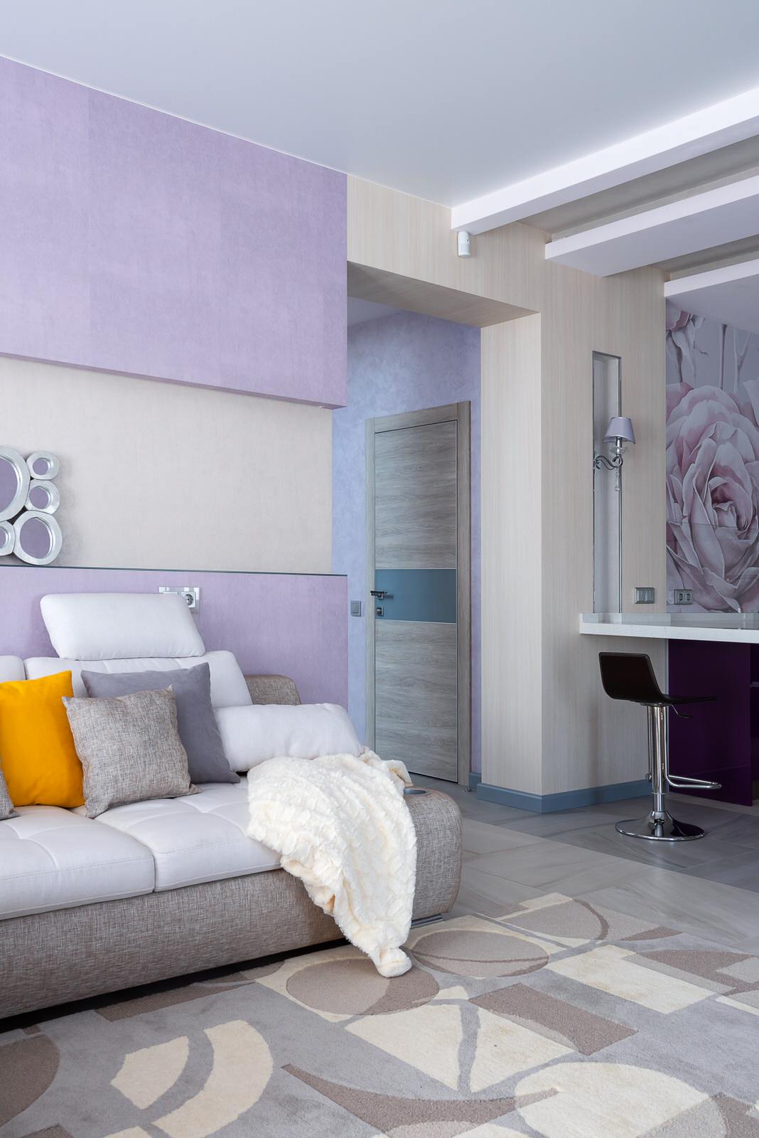 Дом с ирисом