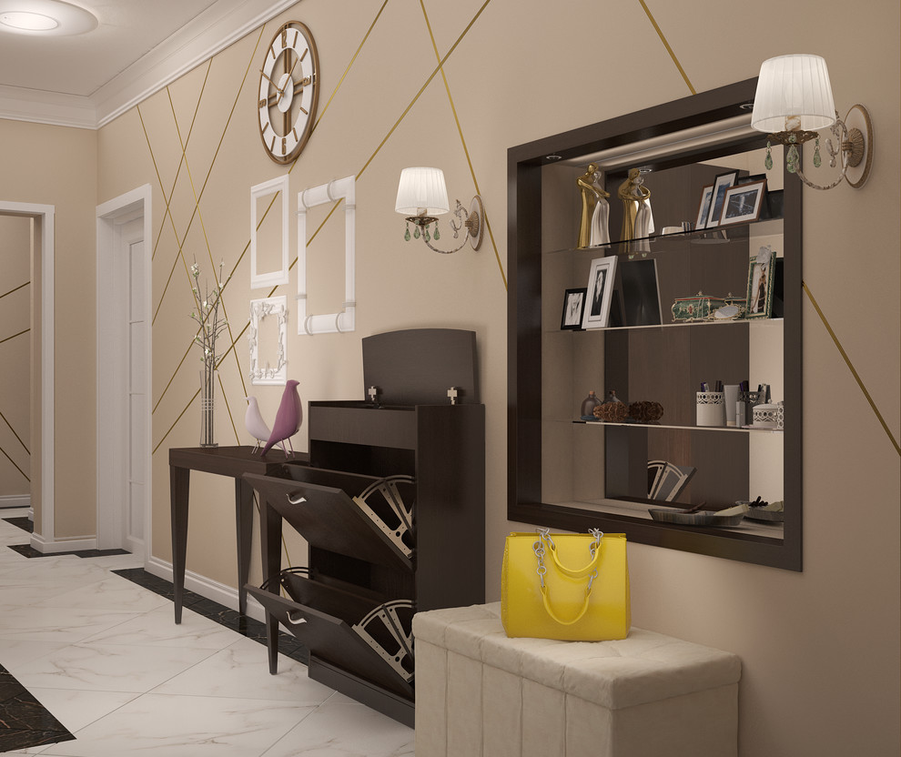 3-ёх комнатная квартира для семьи из 4-ёх человек.  Коридор.