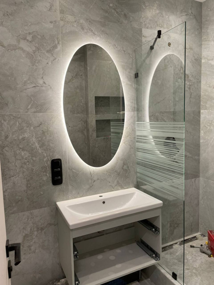 Обложка проекта: Зеркало овальное в ванную.