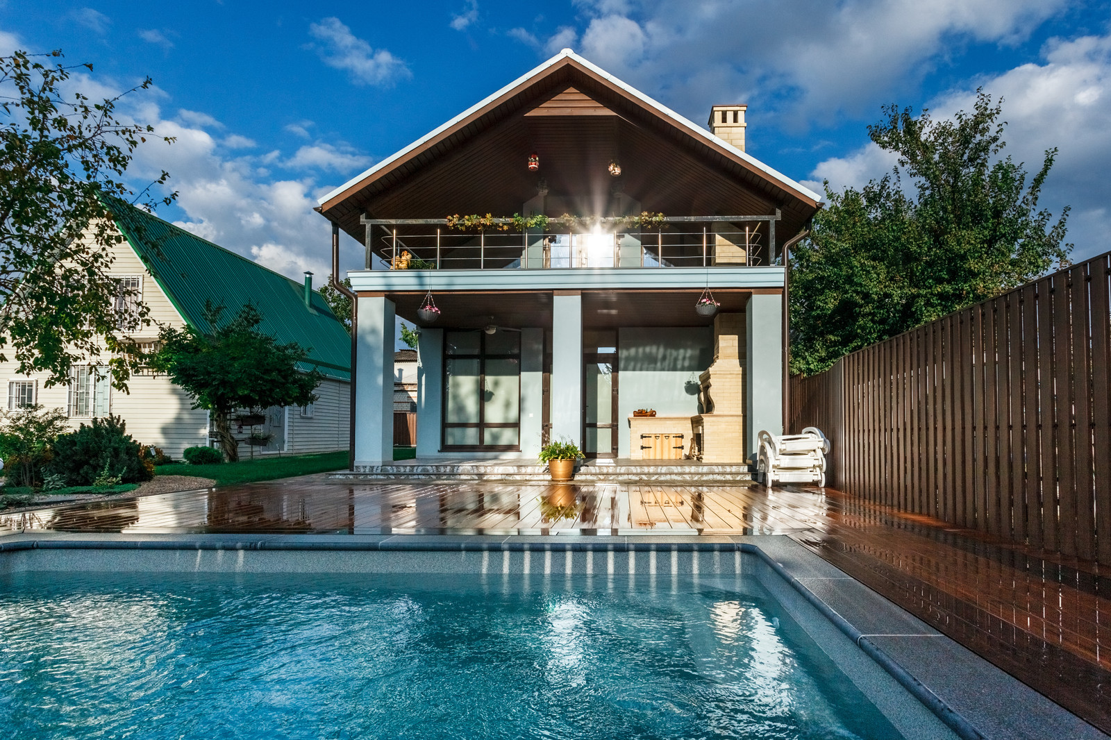 Бассейн на даче