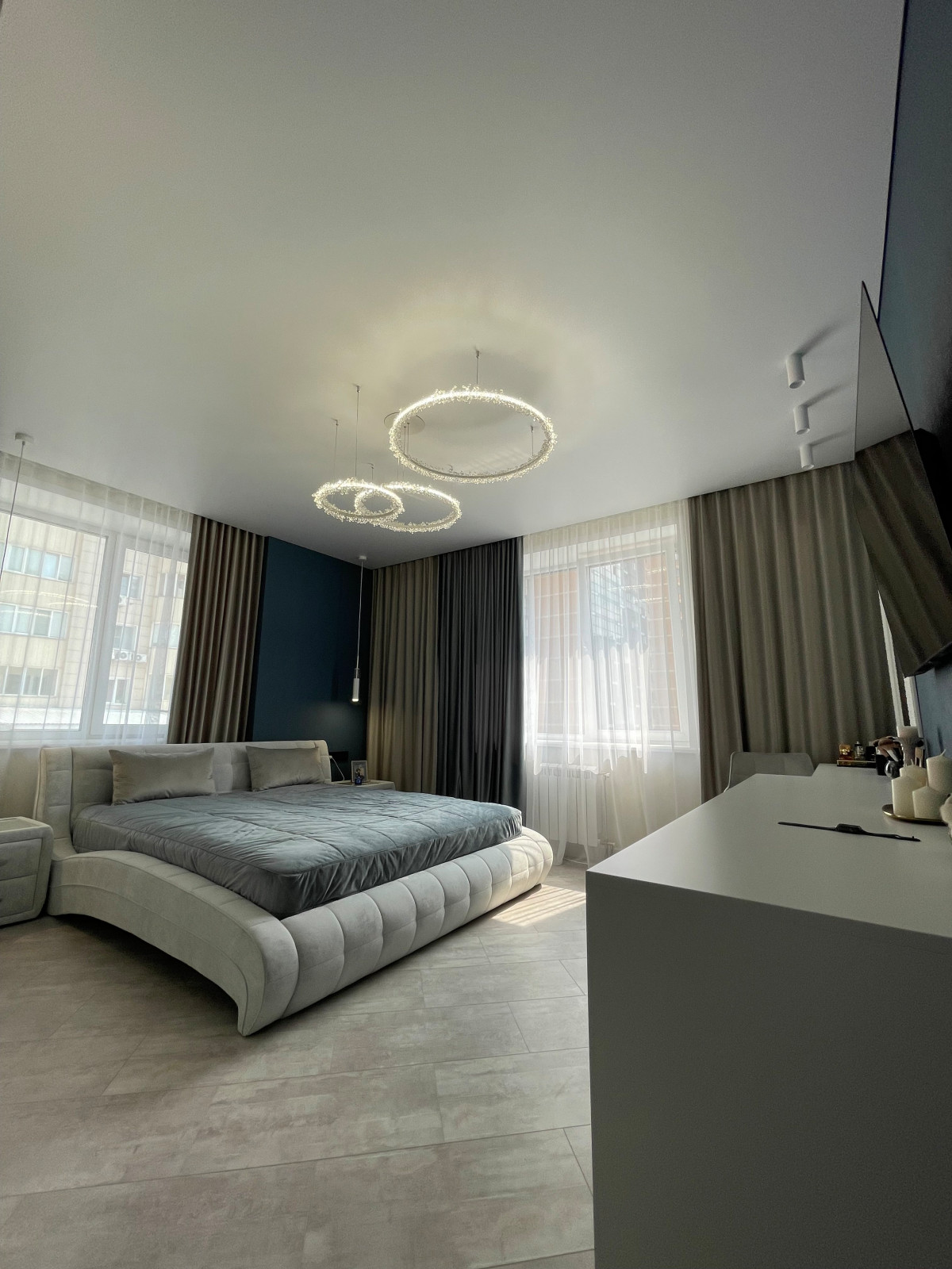 Теневые потолки в ЖК Заельцовский