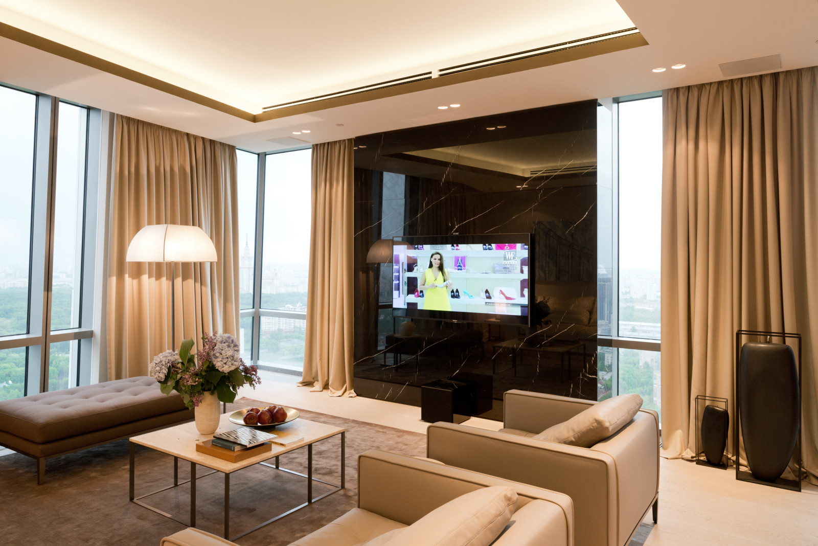 Интерьер апартаментов на 47 этаже