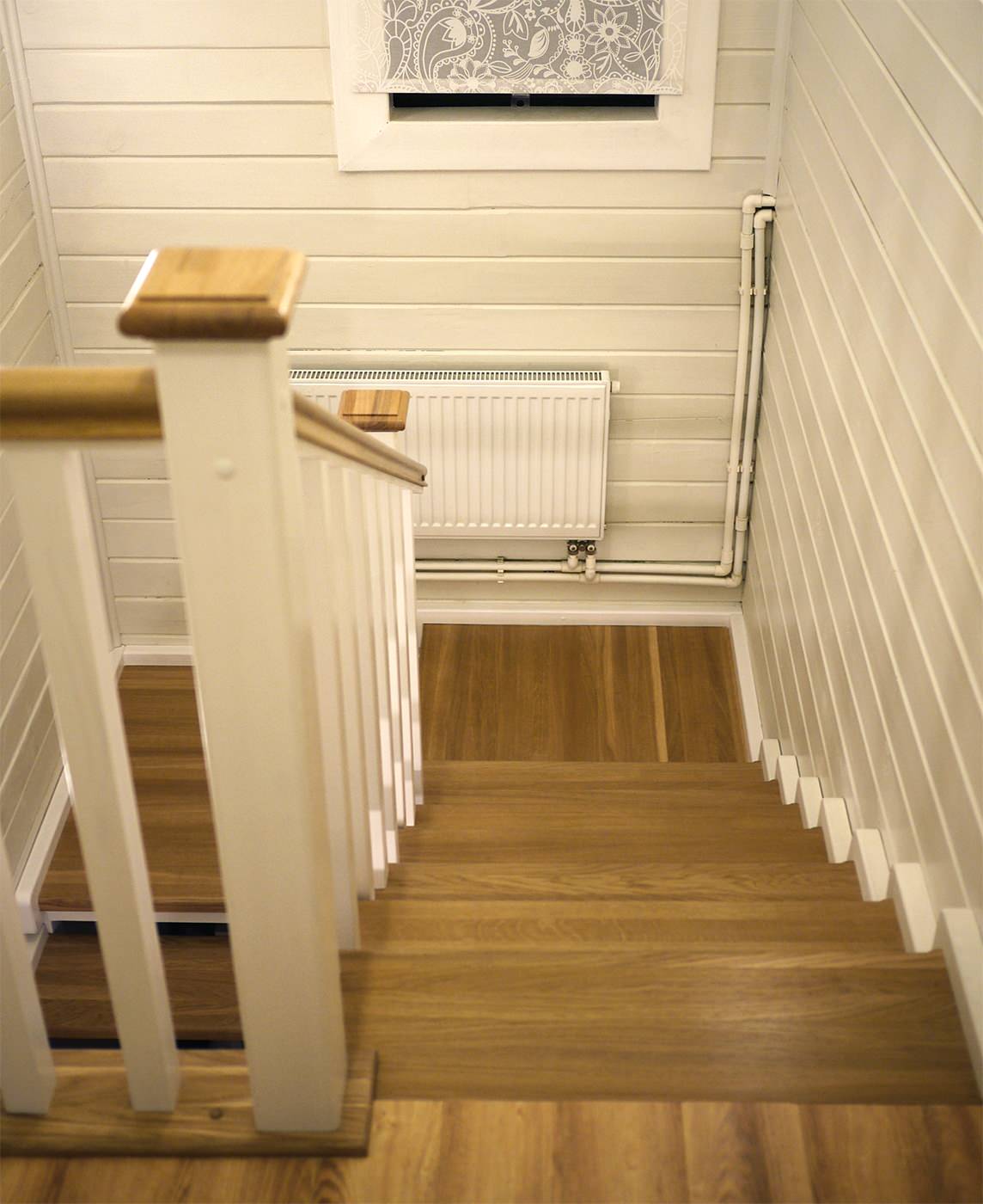 Лестница на металле