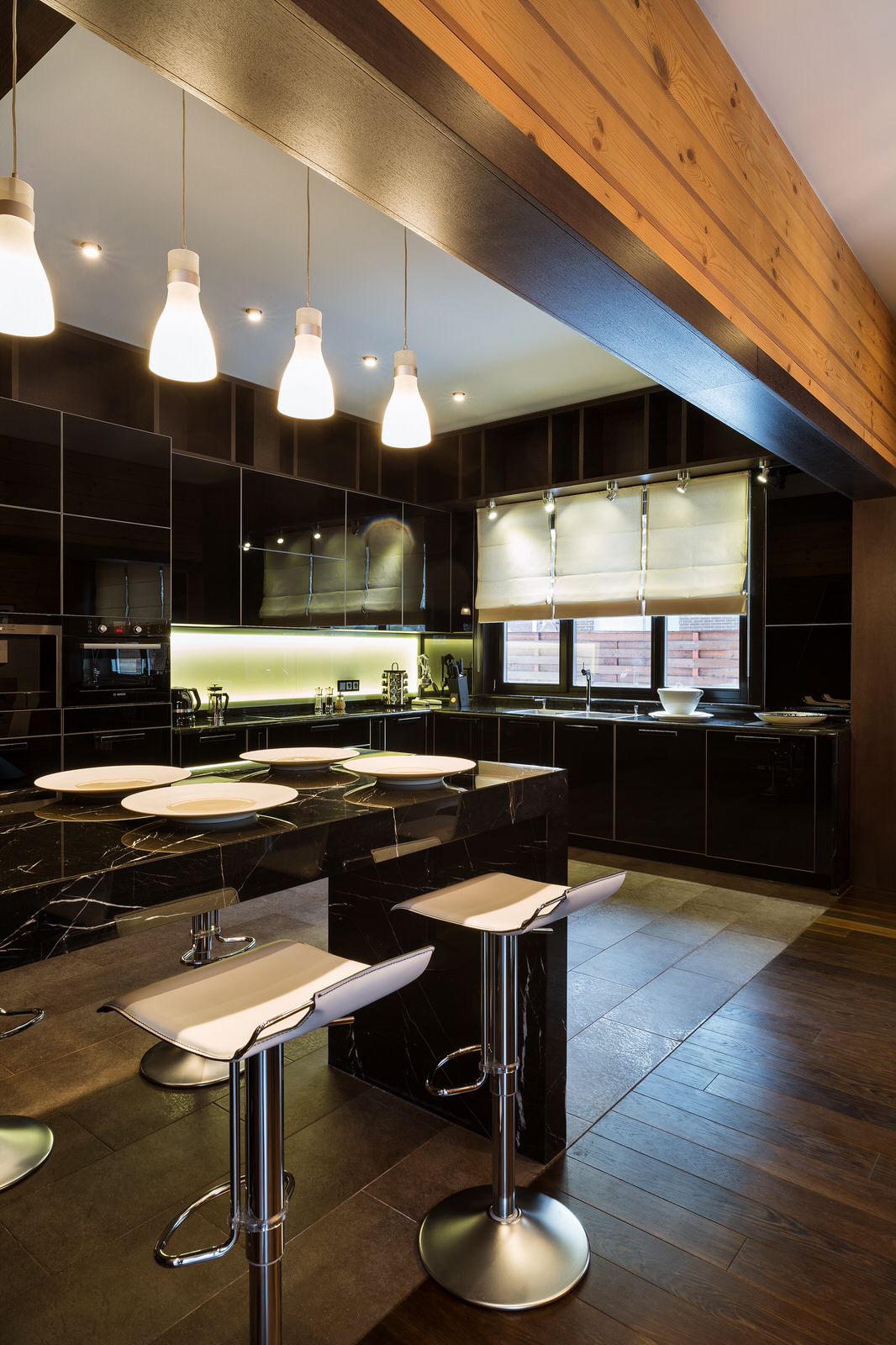 Интерьер деревянного особняка в подмосковном посёлке "Никольские озера"