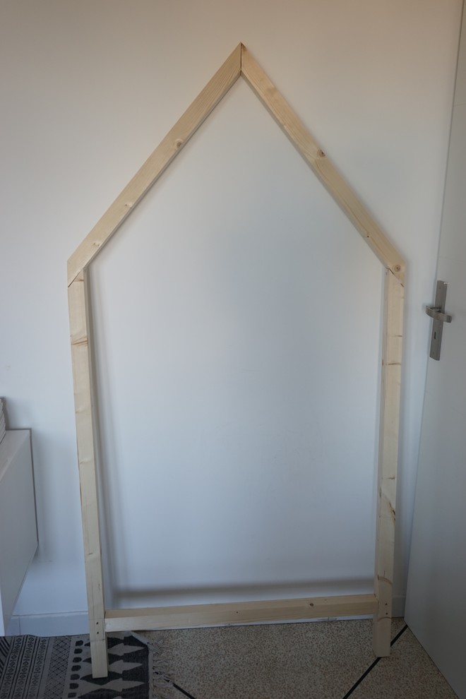 Своими руками: Как сделать кровать-домик для ребенка