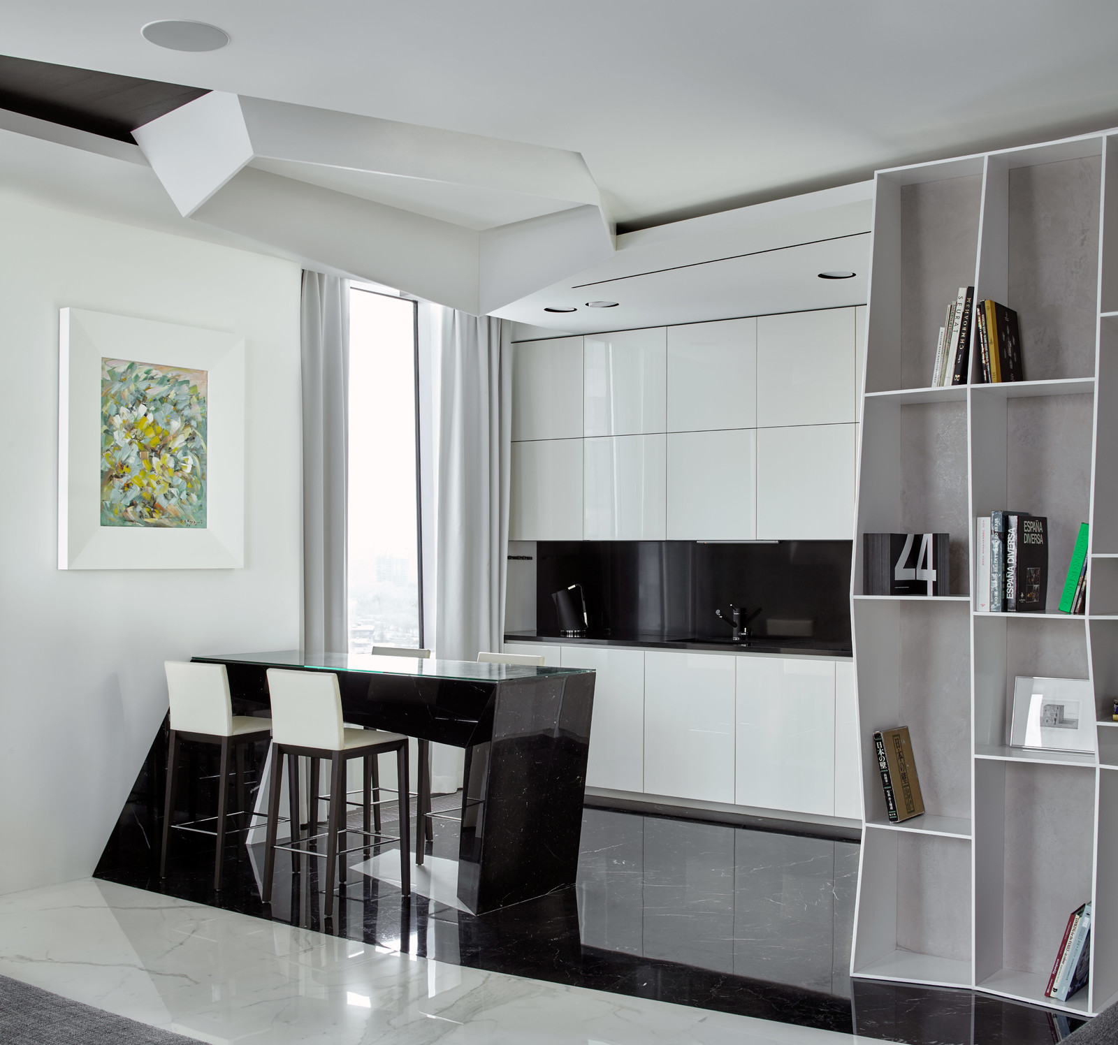 КВАРТИРА НА МОСФИЛЬМОВСКОЙ