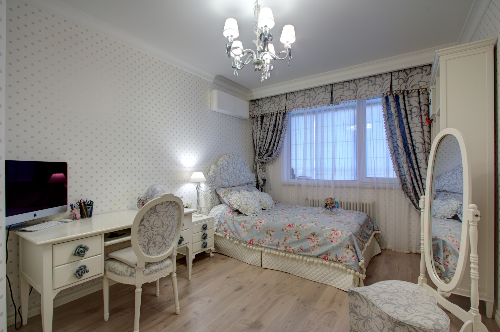 Классика на львиных ножках