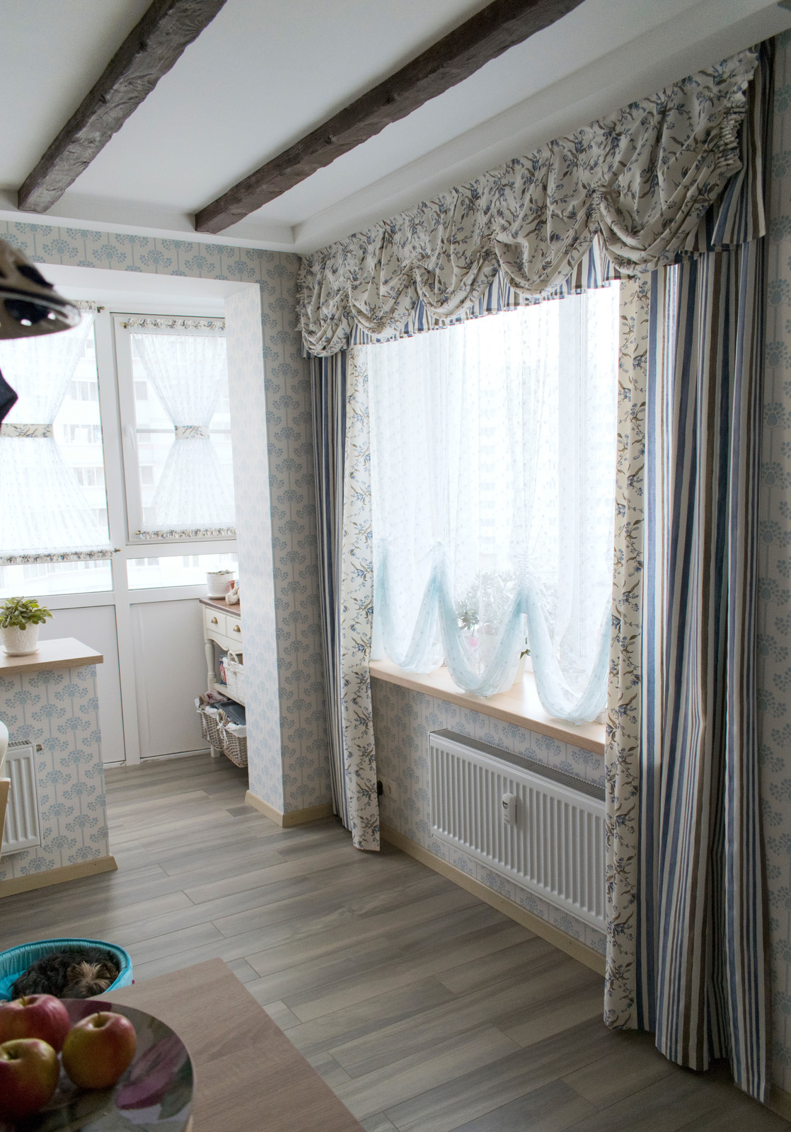 Шторы на кухне в стиле Прованс