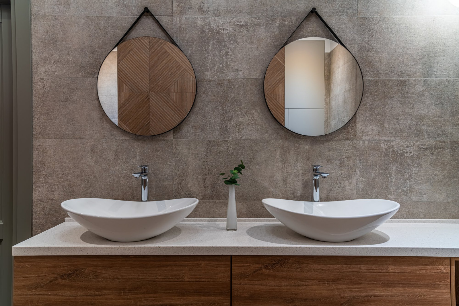 Обложка альбома: BATHROOM DESIGN IDEAS