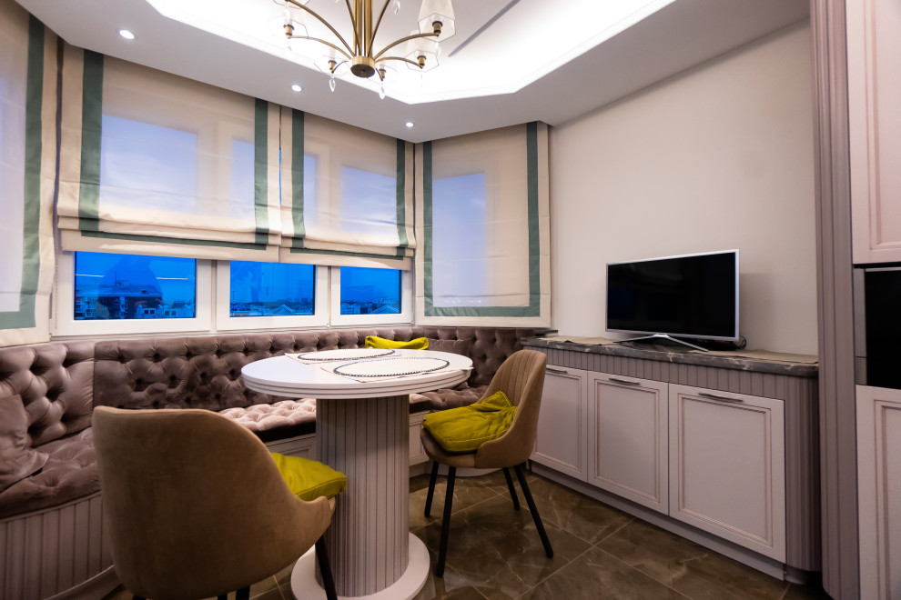 Ремонт трехкомнатной квартиры площадью 84 кв.м. в стиле неоклассика