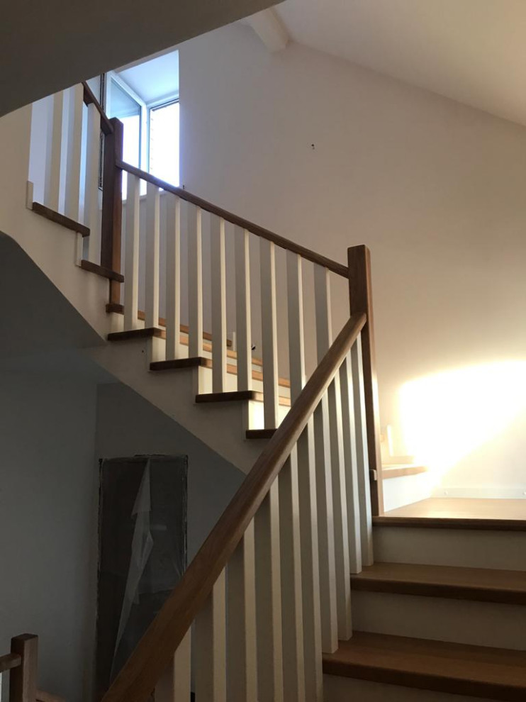 Отделка бетонного основания лестницы