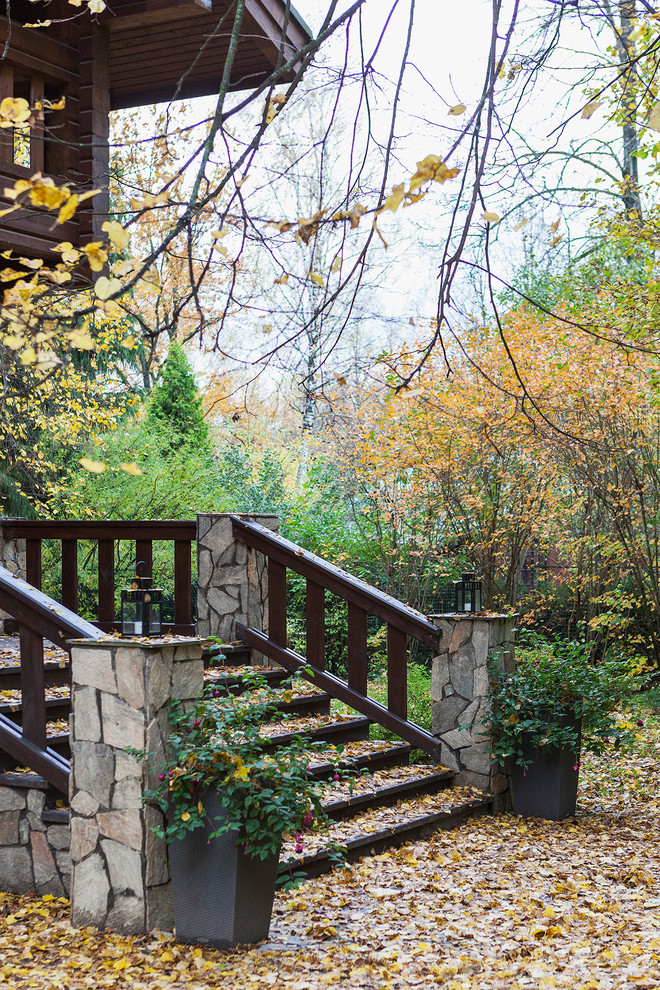 В гостях: Подмосковное шале на участке с историей