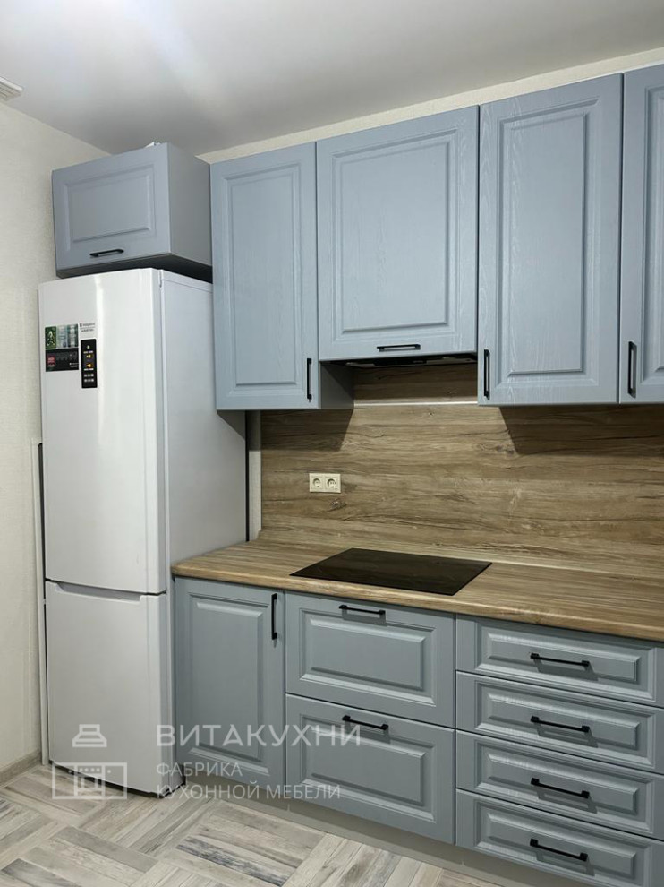 Классическая серая кухня