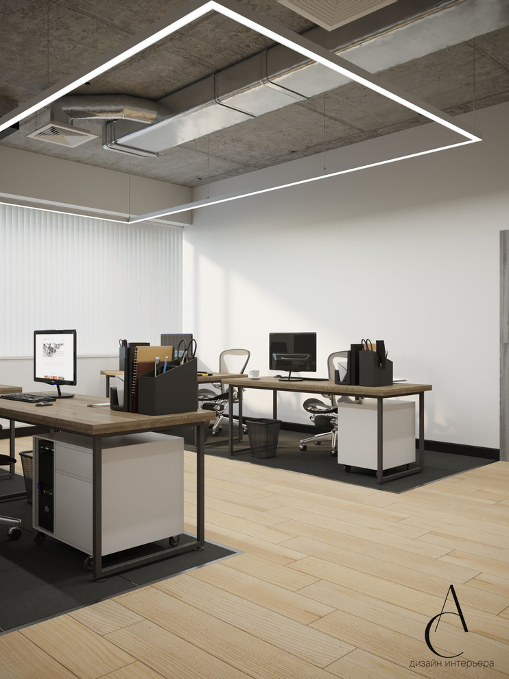 ОФИС ГУБЕРНСКОГО ЯХТ-КЛУБА "КОМАТЕК"