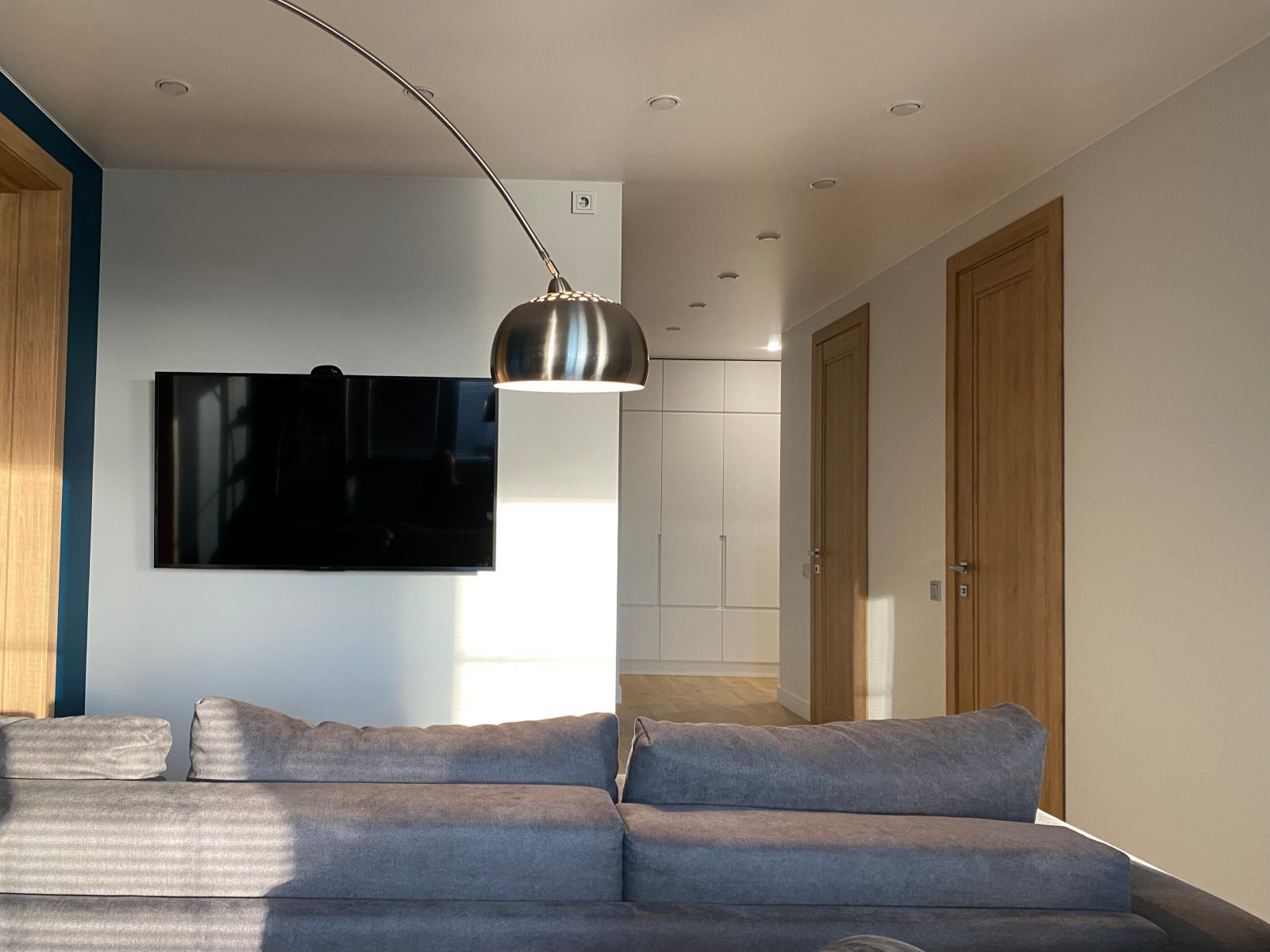 квартира на Никулинской 70 м2