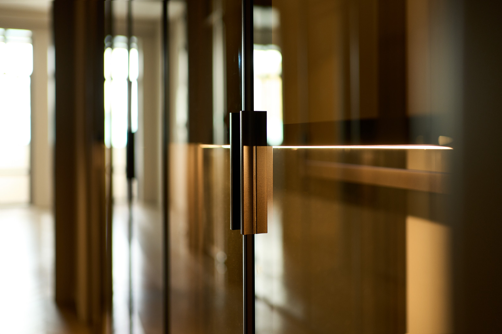 Леонтьевский переулок