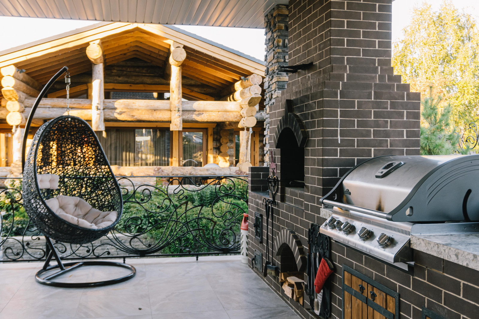 Сад с подпорными стенами