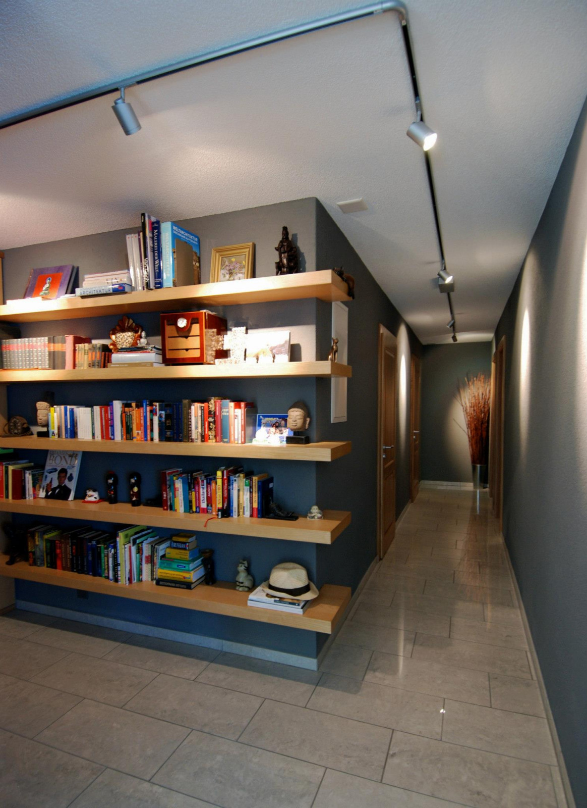 Loft apartment, 90 aq.m.