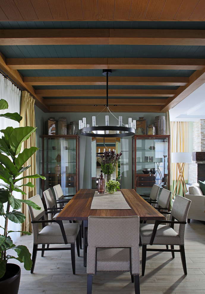 Гостиная в загородном доме