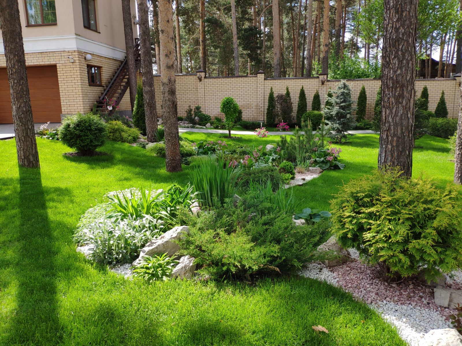 Благоустройство и озеленение частных территорий