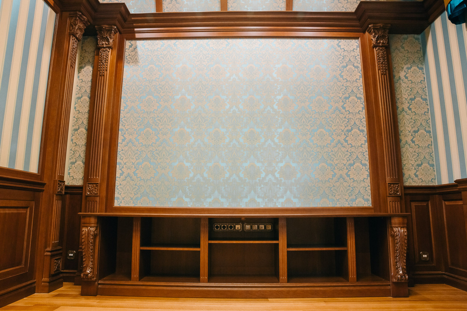 Домашний кинотеатр