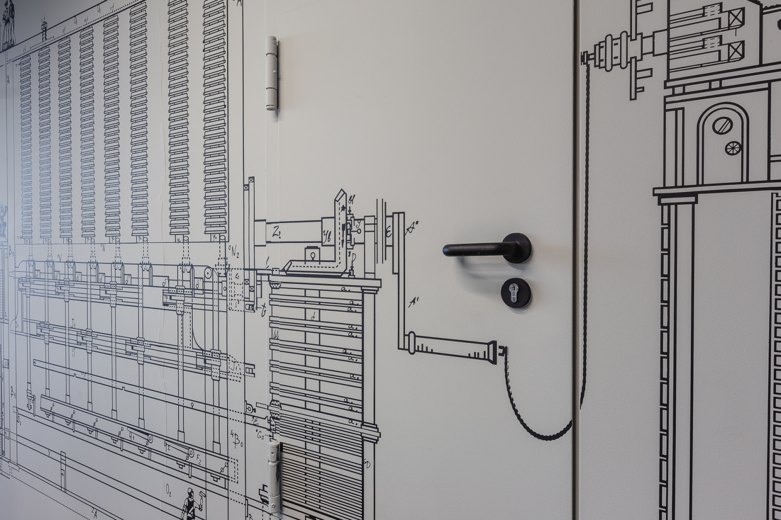 Обложка проекта: Офисное пространство частной компании