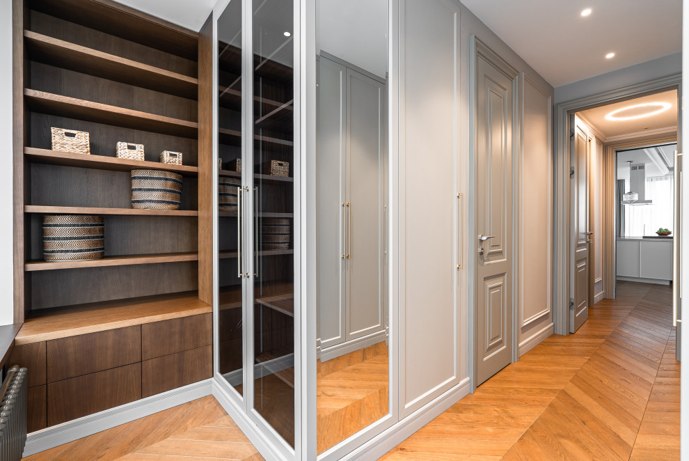 с видом на реку