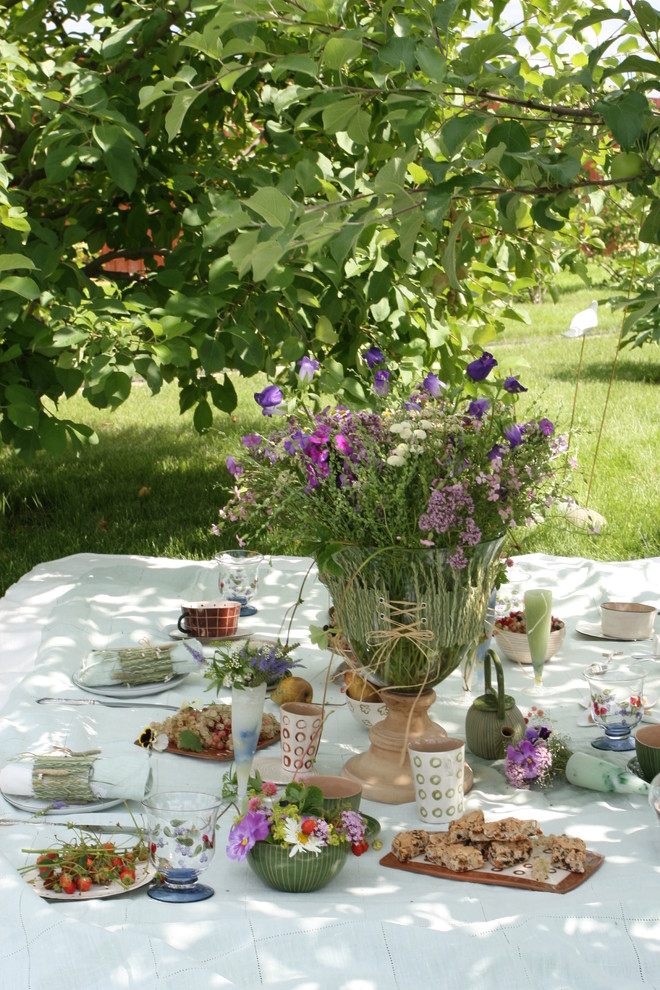 Обложка проекта: Завтрак на траве...