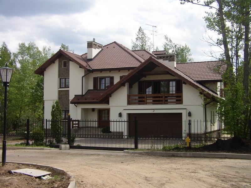 Фото: Частный коттедж по индивидуальному проекту 1