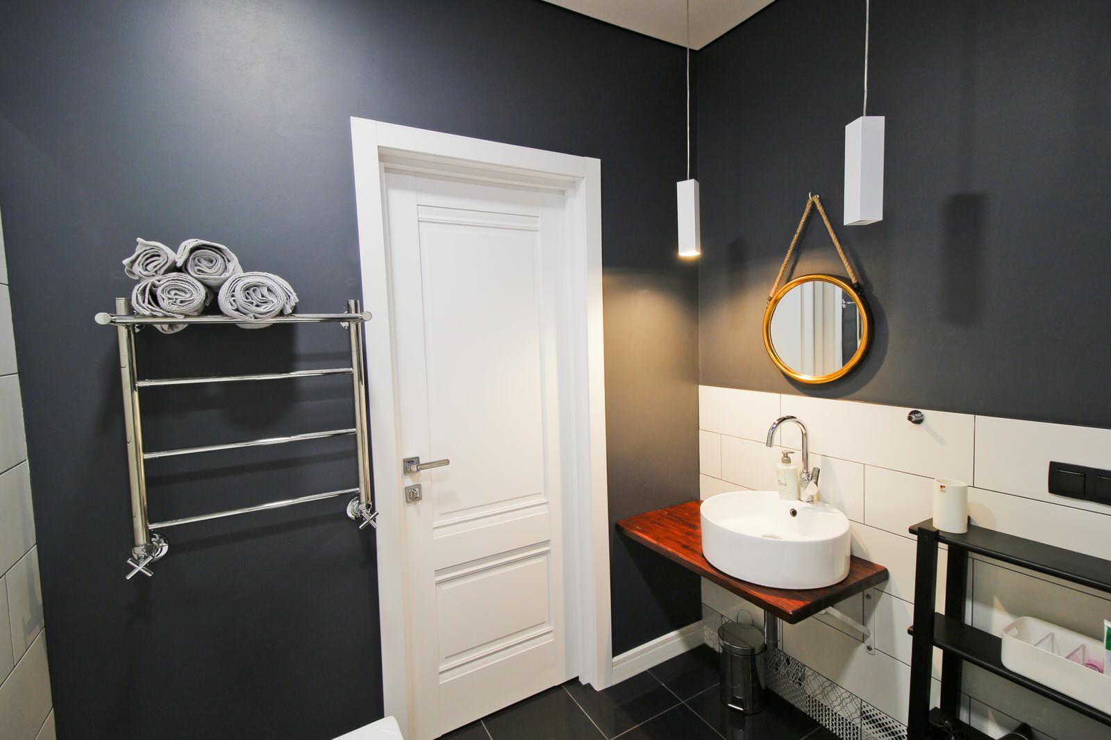 Стильно. Лаконично. Рядом с музеем янтаря