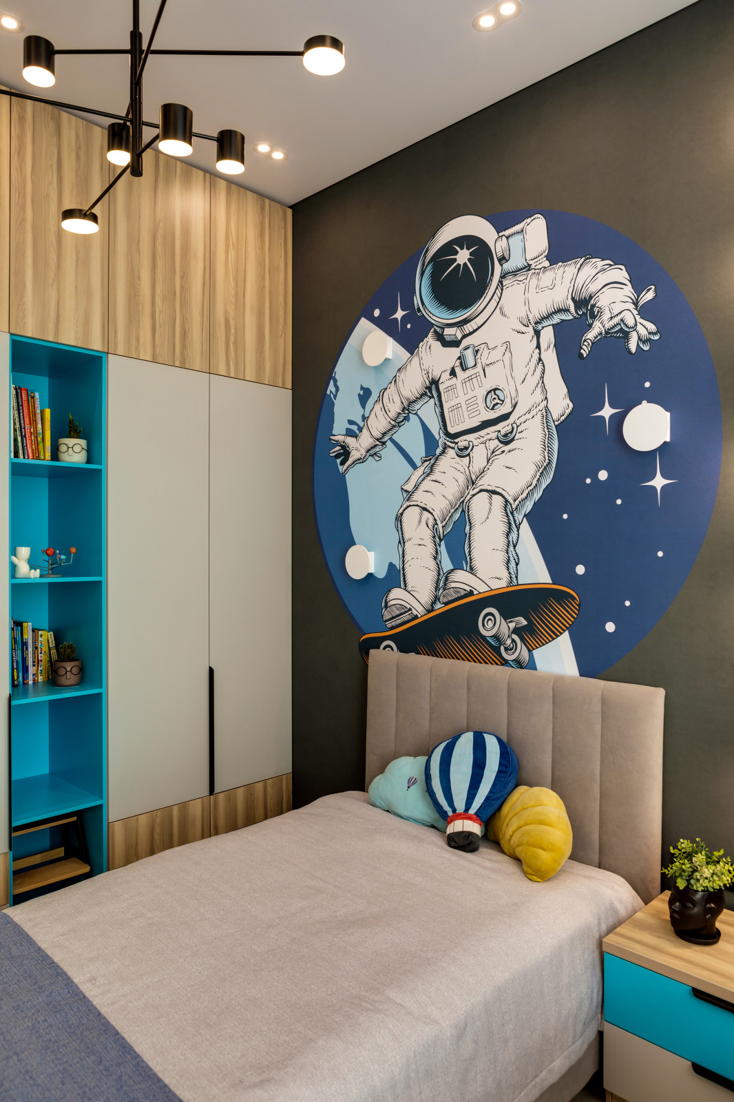 ЖК Париж. "Я есть..."