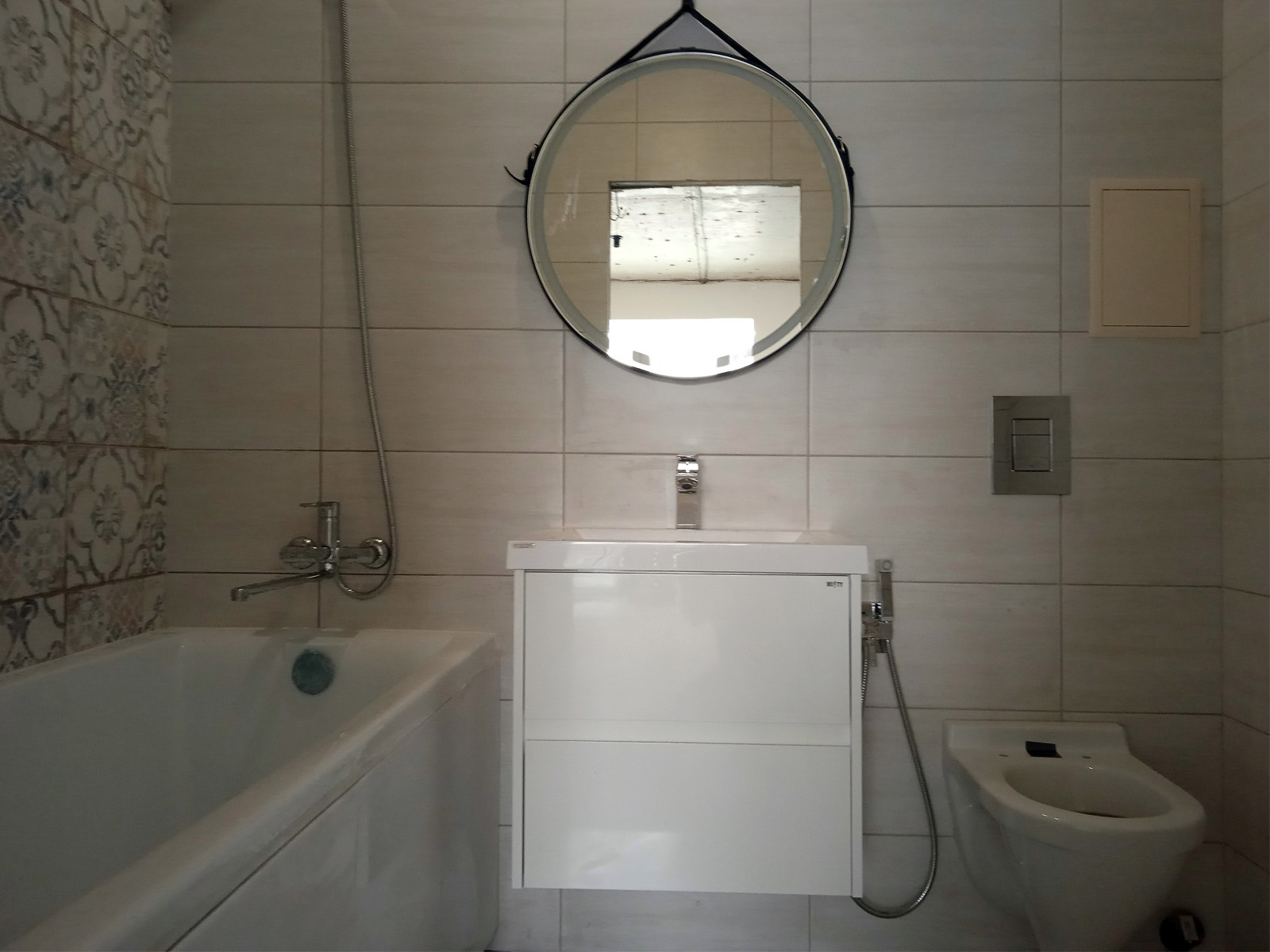 Обложка проекта: Два санузла из одного в новостройке