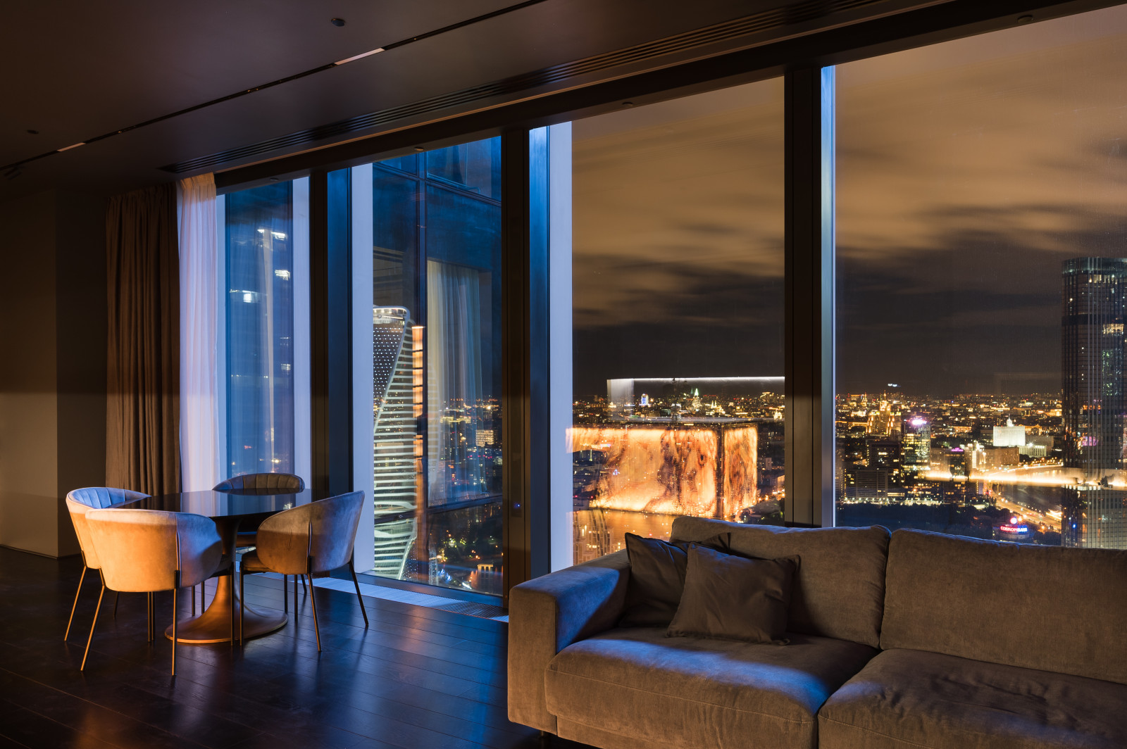 Апартаменты в Neva Towers