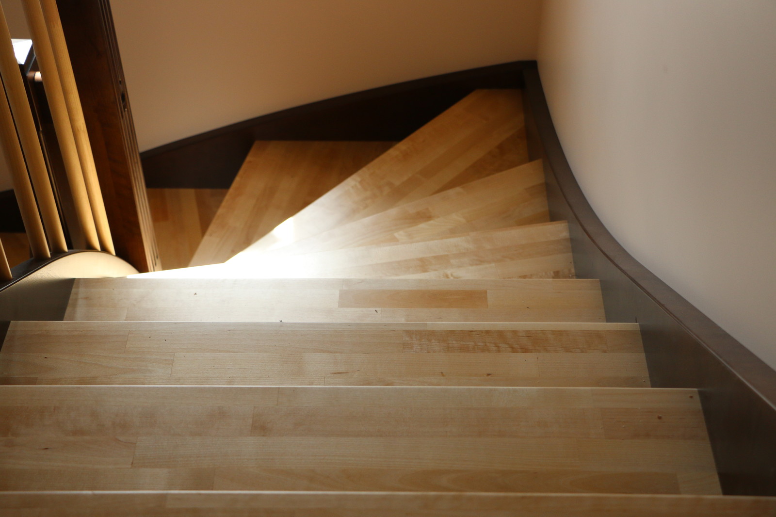 "Скандинавия"