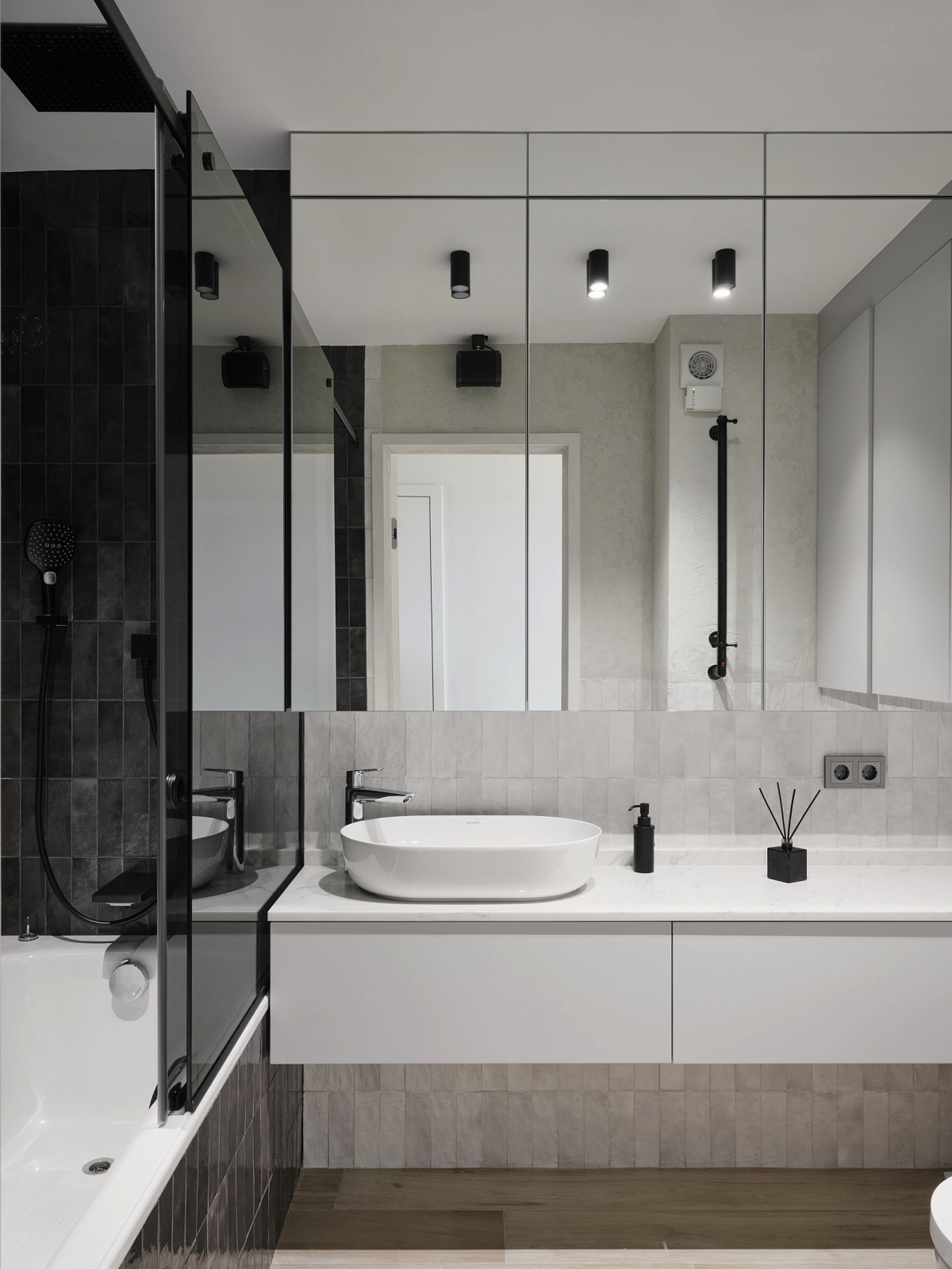 Реализация дизайн-проекта и ремонта под ключ квартиры в ЖК ‘Академ Парк’