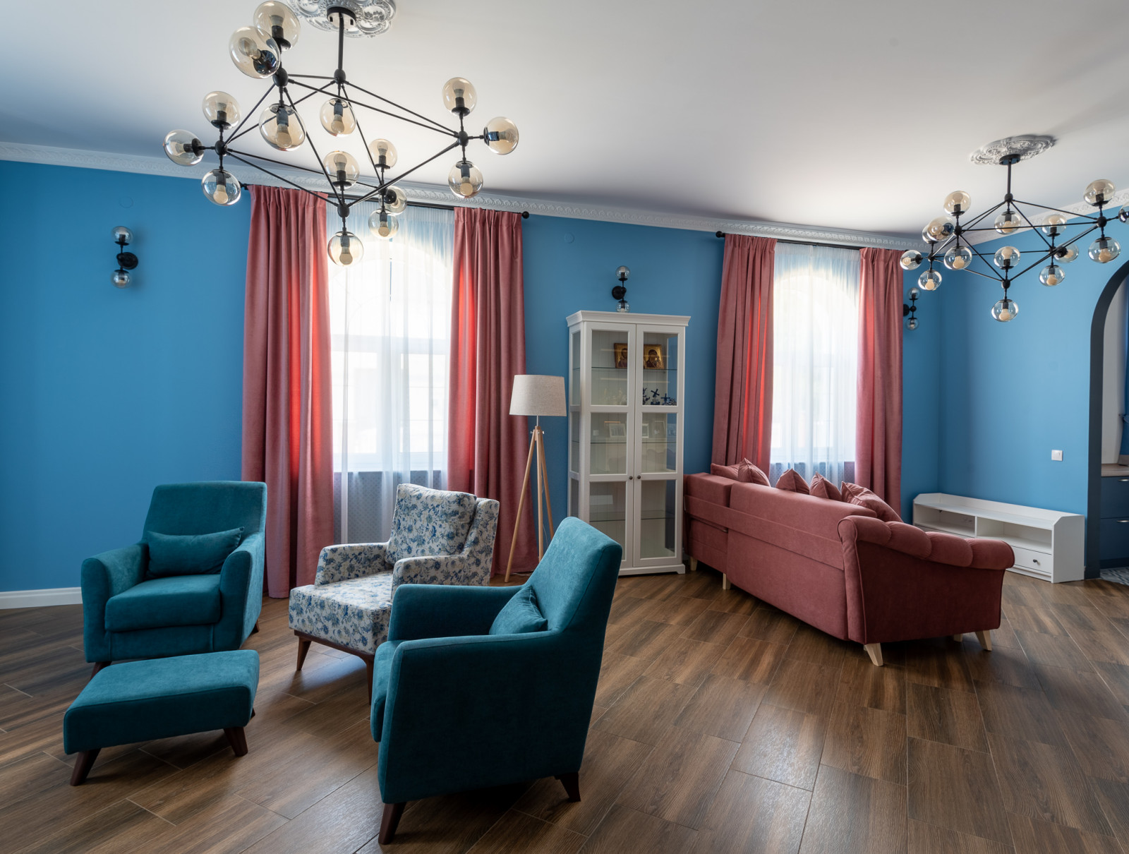 Обложка проекта: Шторы в частном доме