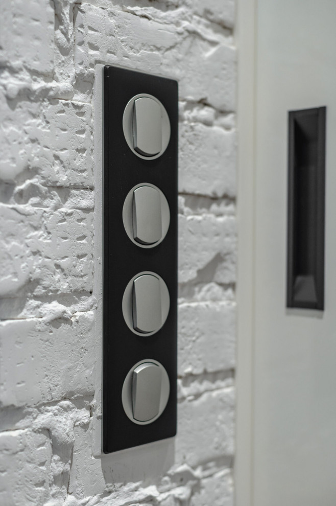 ЖК ЗАЗЕРКАЛЬЕ 406