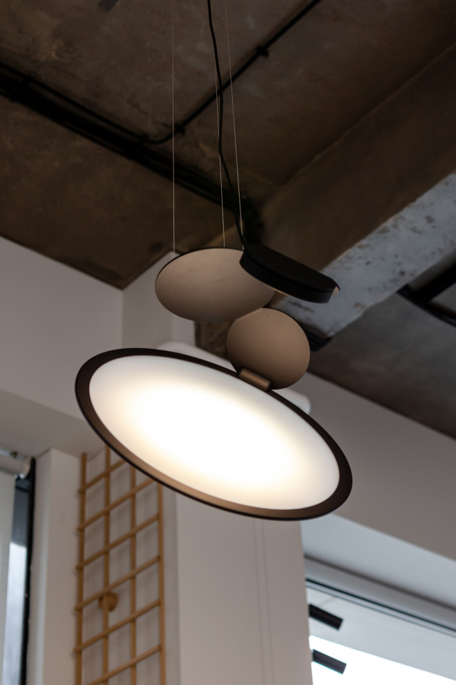 Обложка проекта: « AXOLIGHT » Итальянская компания дизайнерских светильников