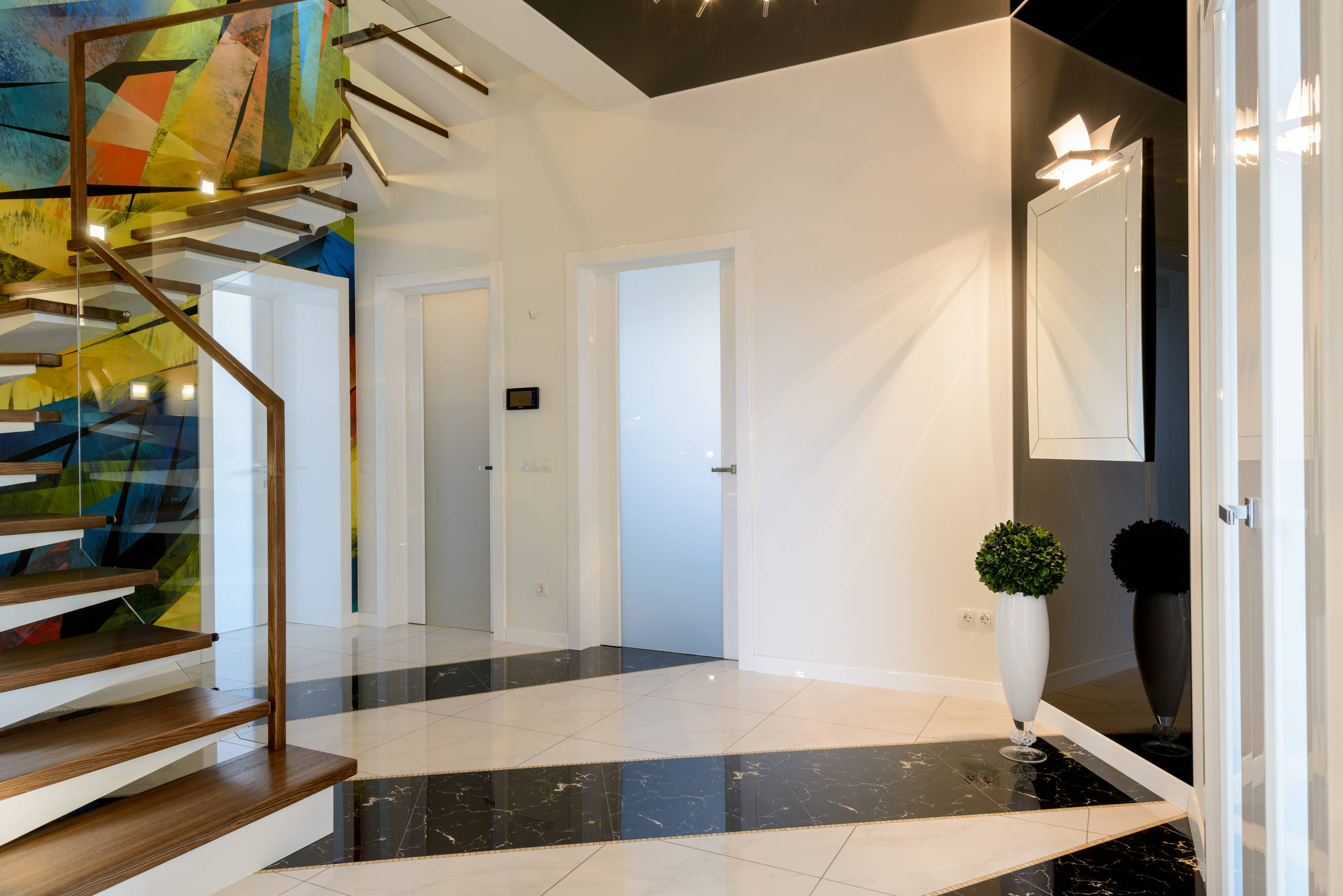 Houzz тур: Дом с кроликом и цветными стенами