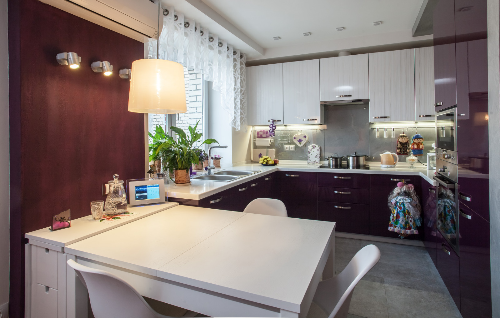 Двухкомнатная квартира в современном стиле.