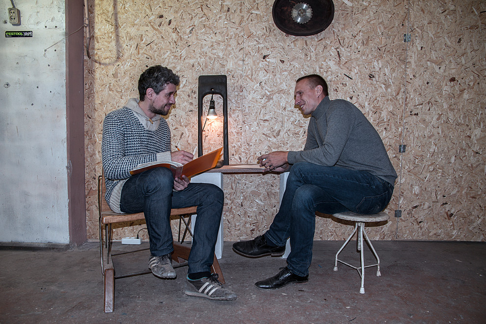 Портрет: Мебель с характером от дизайнера Евгения Томова