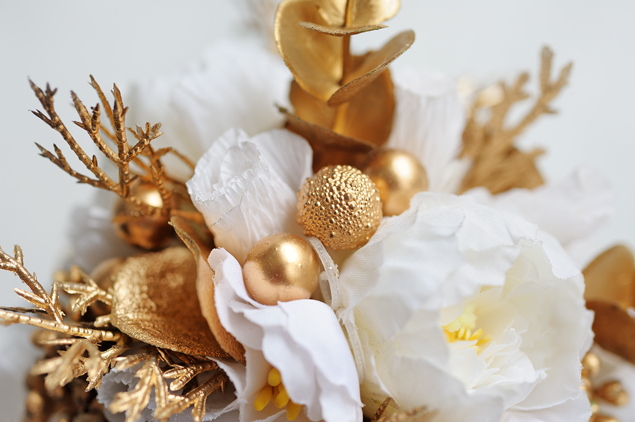 Набор высоких подсвечников с декором, цвет бело-золотой