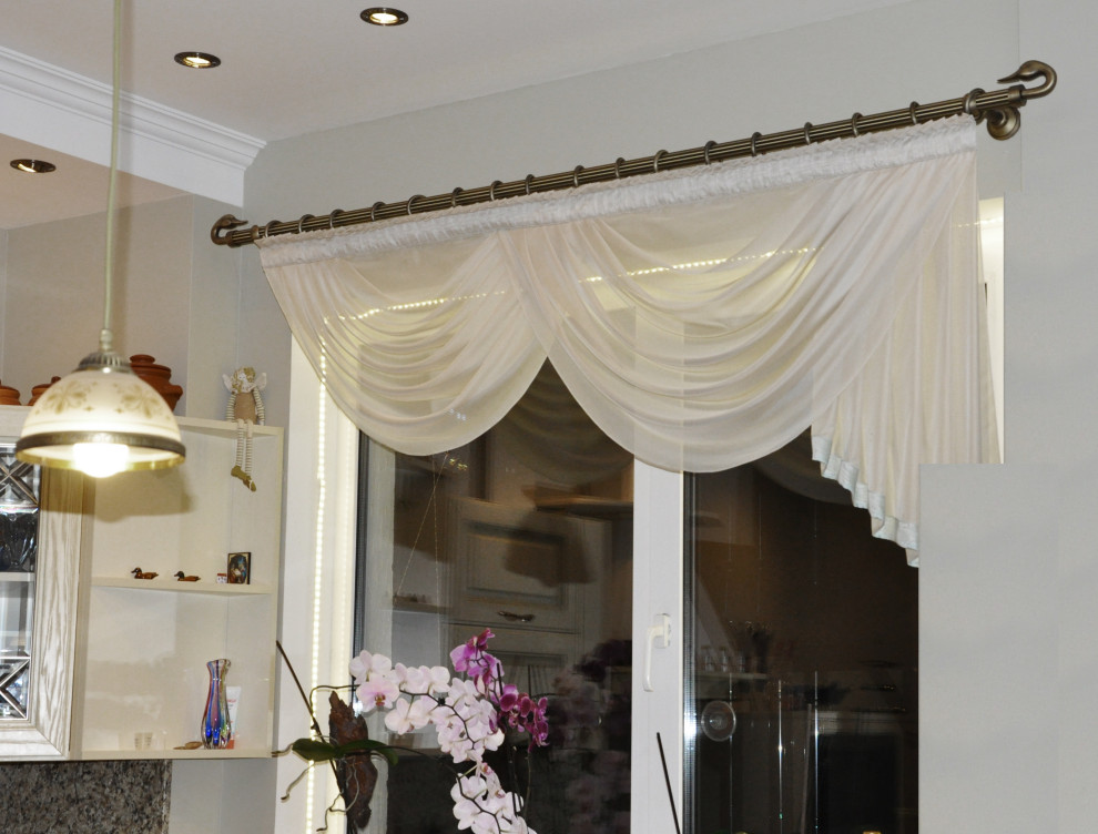 Обложка проекта: Ламбрекены