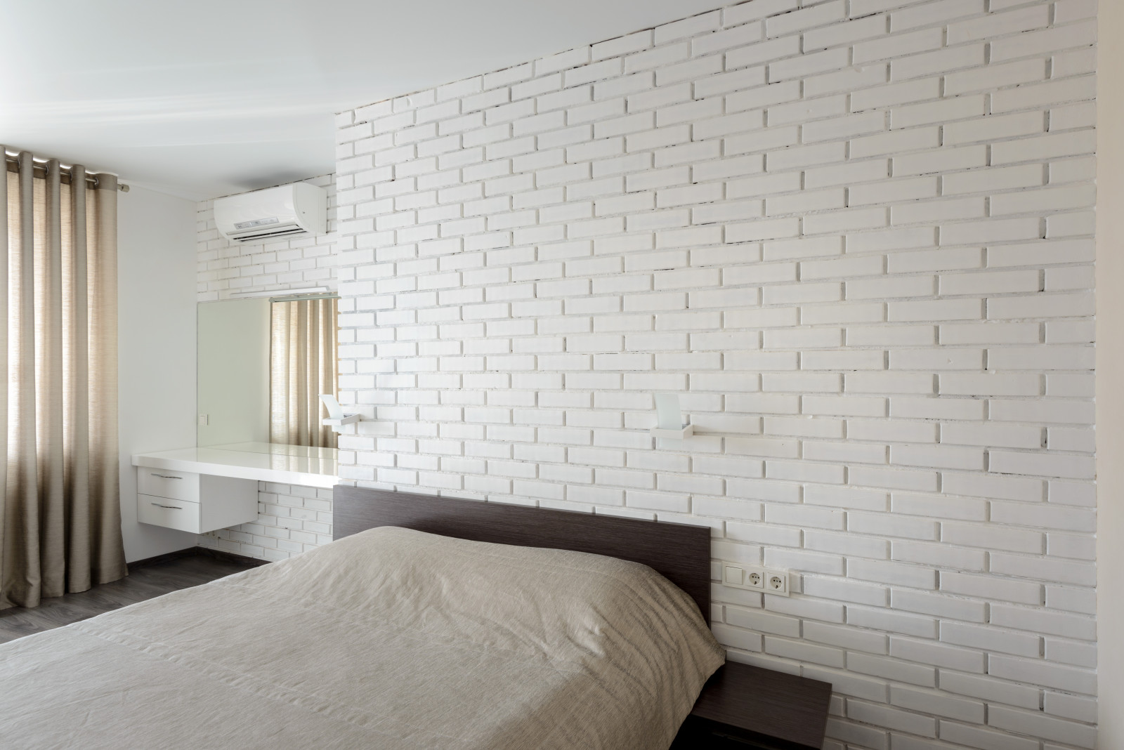 apartment with aquarium