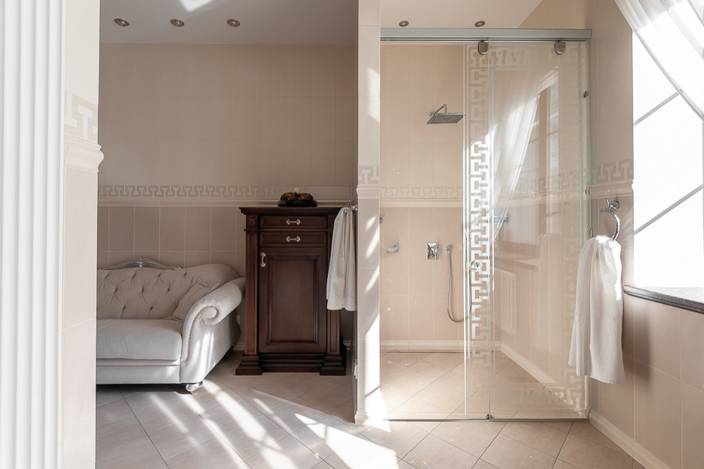 ДОМ НА ХОЛМЕ