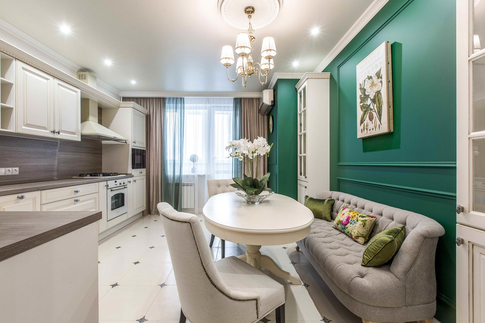 Интерьер с зелеными акцентами