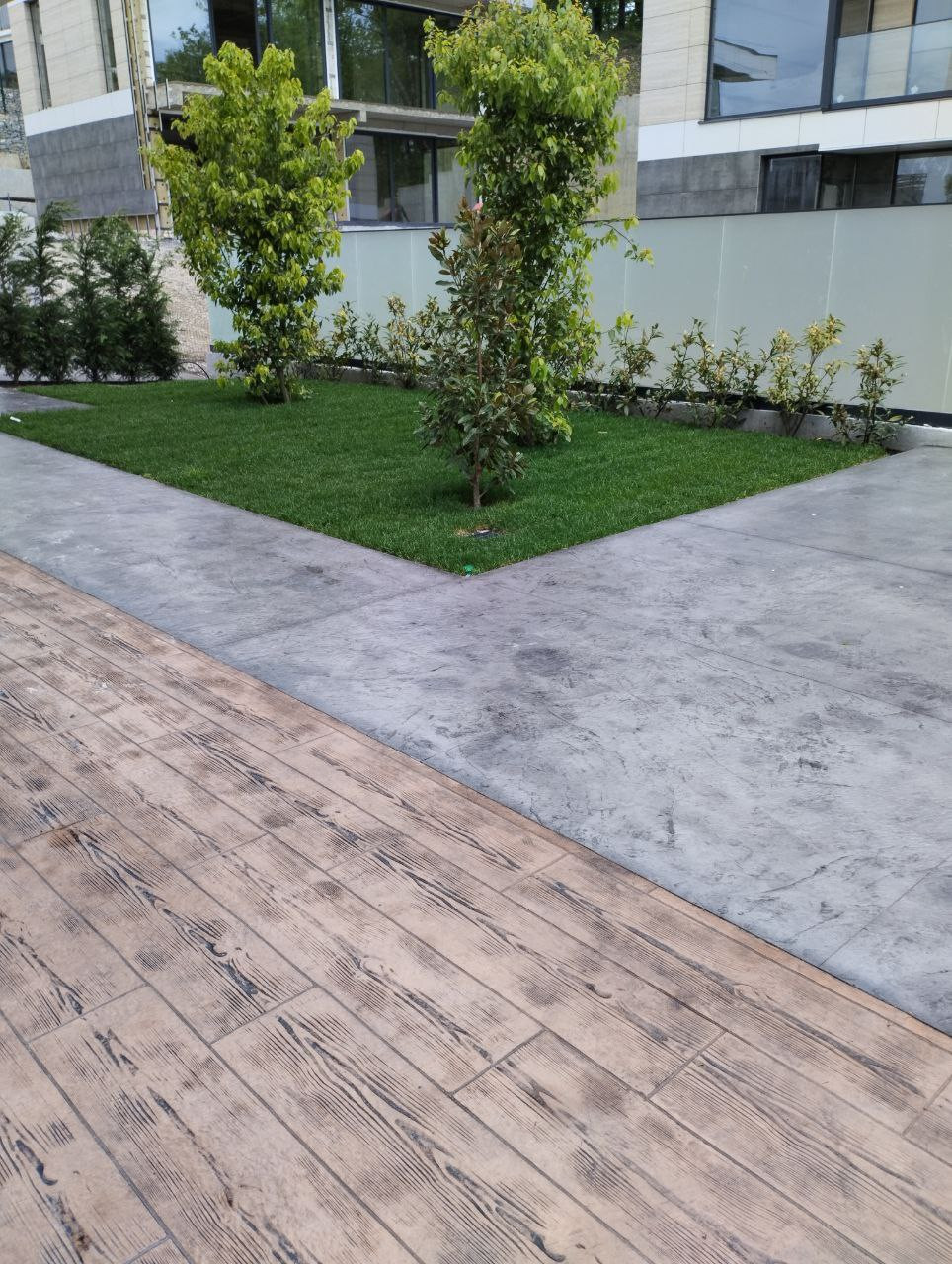 Печатный бетон, рисунок Итальянский сланец в комбинации с Доской